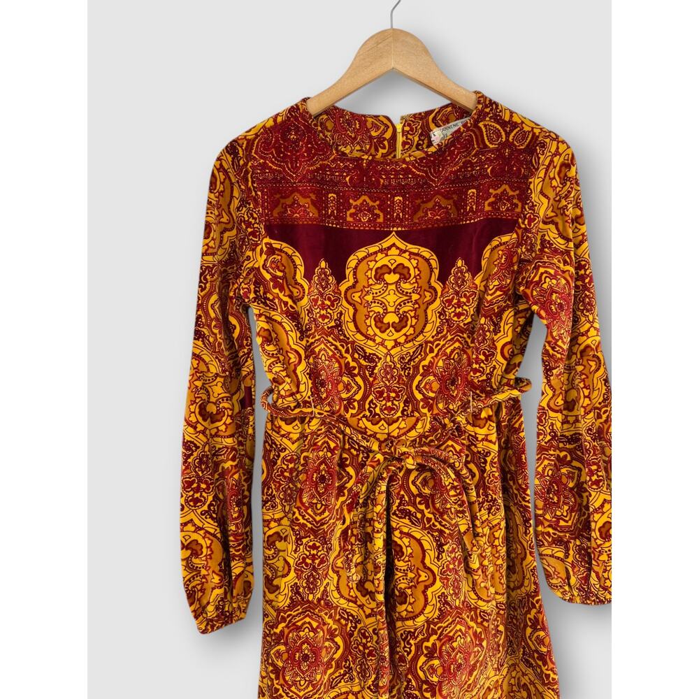 Vintage 60s 70s Medallion Print Mod Gold Burgundy Belted Boho Mini Dress - Picture 5 of 7